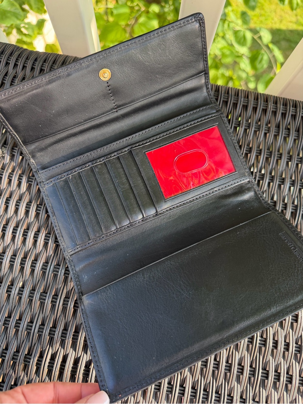 Dooney & Bourke Florentine Leather Continental Wallet Clutch Black Red - Picture 4 of 9